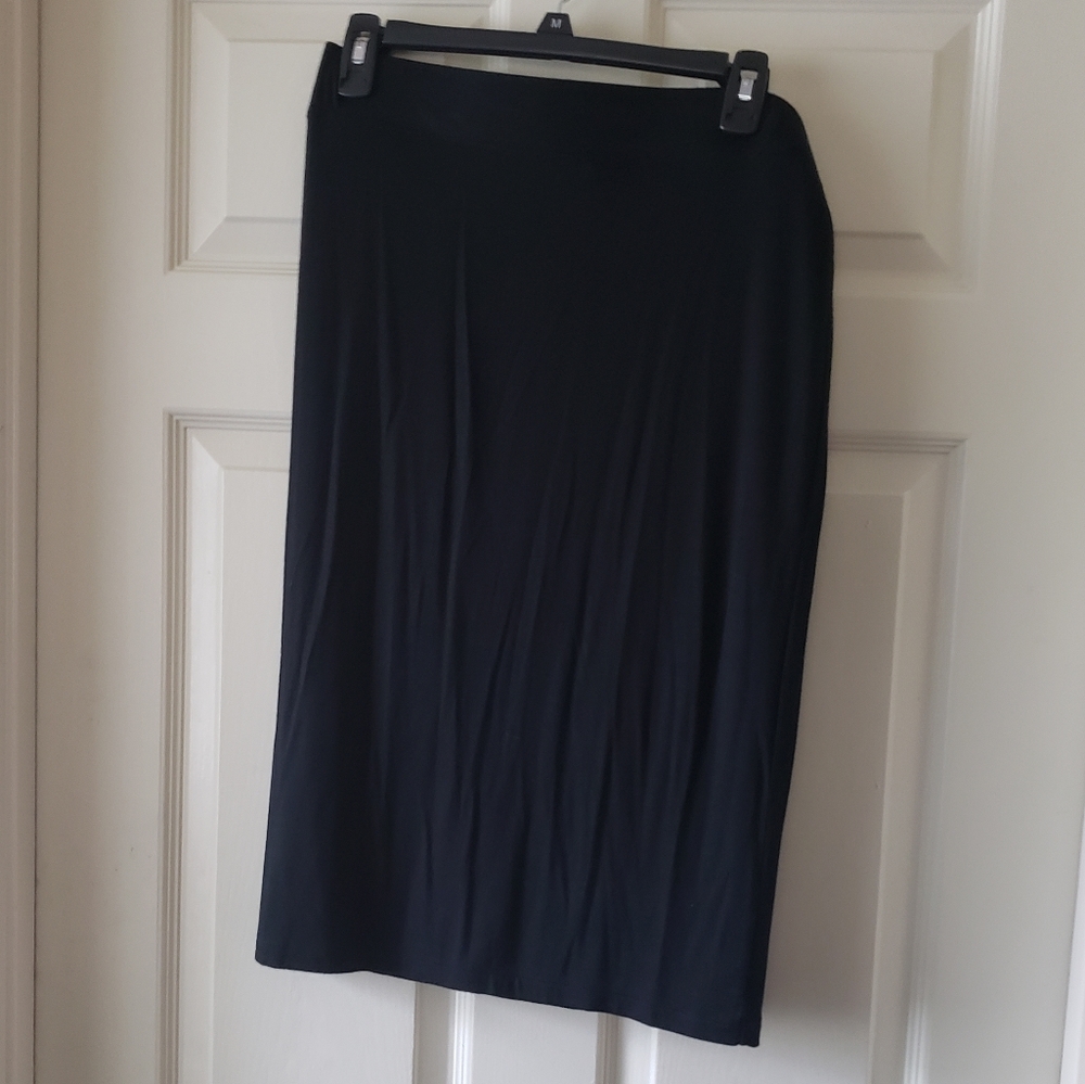 Apt 9 black skirt. Size M